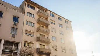 Expose 8020: Helle 4-Zimmer-, Dachgeschoss-, Familien-/Senioren-Wohnung, nahe Mur &amp; Augarten- &amp; Citypark