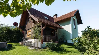Expose 8552 Haselbach: Landhaus in Sackgassenlage