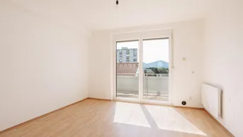 Expose Großzügige, helle Familienwohnung mit Balkon nahe Augarten - Dachgeschoss