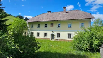 Expose Großzügiges Wohnhaus mit wunderschönen Gewölben und Kachelöfen in Großraming!