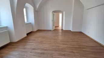 Expose Stilvolle Wohnräume im Schloss Neuwildenstein