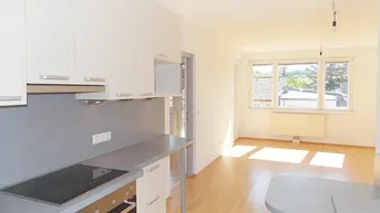 Expose Helle 3-Zimmer-Wohnung Albrechtstraße, Balkon, Garagenplatz optional, reduzierte Provision