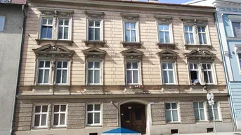 Expose Stadthaus mitten in Linz mit derzeit 10 Kleinwohnungen und baubewilligtem Aufstockungsprojekt für zusätzlich 6 Wohnungen
