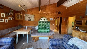 Expose Holzchalet mit Hüttencharakter in der Nähe von Maria Alm Kaufpreis 650.000