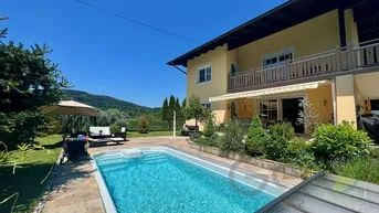 Expose Einzigartiges Einfamilienhaus mit uneinsehbarem Traumgarten und Pool – Wals