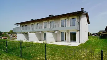 Expose Eckreihenhaus - Exklusive Neubauimmobilie / Kraiham - Seekirchen a. W.