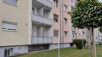 Expose Erdgeschosswohnung in St. Martin bei Traun - 3 Zimmer, 2 Loggien