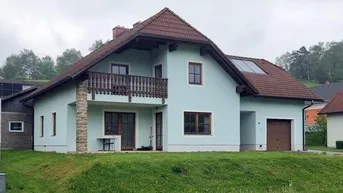 Expose Platz für die große Familie: 5 Schlafzimmer, 3 Garagen
