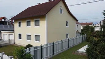Expose Gepflegtes Ein-/Zweifamilienhaus mit Pool und eigenem Brunnen in Traun