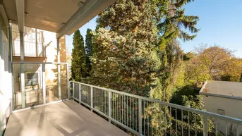 Expose Schicke Altbauwohnung mit Terrasse, 3er WG geeignet
