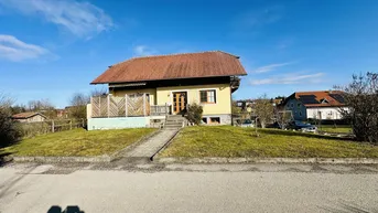 Expose Besichtigungstag am 17.05.2025 !! Ihr Traumhaus in Peuerbach: Gepflegtes Einfamilienhaus mit Balkon und Garage