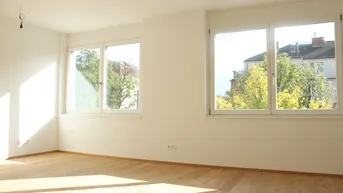 Expose Sonnige 2-Zimmer-Wohnung - Klimaanlage - Sehr guter, gepflegter Zustand - Ausgezeichnetes Raumkonzept