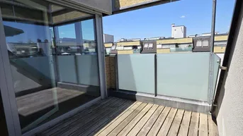 Expose Coole Dachgeschosswohnung mit Terrasse in Holzbauweise