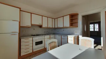 Expose Sonnige Wohnung mit Top-Raumanordnung im 4. Liftstock