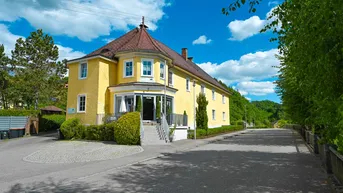 Expose Tolles Anwesen mit großem Grundstück in schöner Lage am Inn - mit Gewerbeeinheit