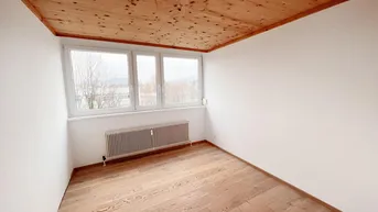 Expose Top gepflegte und moderne 3-Zimmerwohnung in Zentrumsnähe mit Balkon und Lift