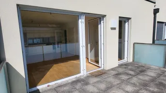 Expose Moderne 2 Zimmer mit großer Terrasse und Tiefgarage