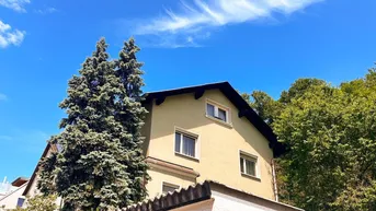 Expose ZWEIFAMILIENHASU MIT VIEL PLATZ; BESTLAGE AM FROSCHBERG MIT 3 GARAGEN