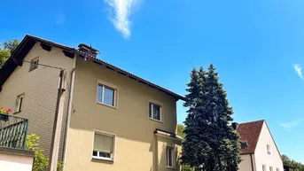 Expose BESTLAGE AM FROSCHBERG MIT BESTANDSHAUS
