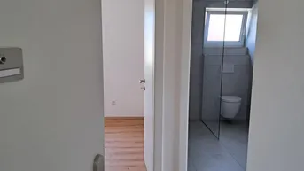 Expose Wohnung Top 2, Anleger- und Vorsorgeimmobile, kleine Wohnung mit Balkon und 42 m² WFL