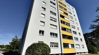 Expose WELS | WIMPASSING: Sehr großzügige 3-Zimmer-Wohnung mit wintergartenähnlichem Charakter in Toplage von Wels!