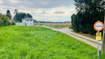 Expose Traumhaftes Baugrundstück in Perg – 1040m² für Ihr neues Zuhause!