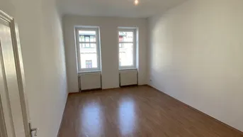 Expose LICHTDURCHFLUTET: 2-Zimmer Wohnung in aufstrebender Lage