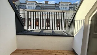 Expose GENERALSANIERTE 3 Zimmer DG-Maisonette in wunderschönen Neubauhaus - nahe der Währinger Straße und dem Kutschkermarkt - Garage optional