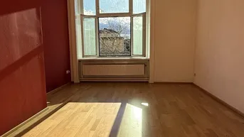 Expose Lichtdurchflutete ALTBAUWOHNUNG 4 Zimmer mit Loggia direkt neben U4 Station - inkl. ruhigen Allgemeingarten