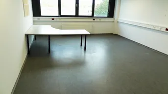 Expose Schöne, helle Bürofläche mit ausreichend Parkmöglichkeiten, direkt an der Grenze zu Ungarn ...!