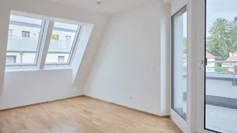 Expose Top 18K | Helles Eigentum in Weingegend – 107 m²