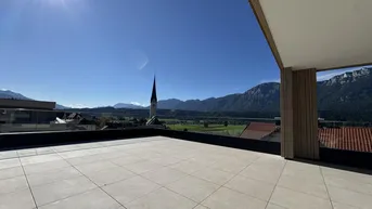Expose Sensationelle Panorama-Terrasse - 4-Zi. Penthouse-Wohnung im Dorf Domizil Kirchbichl zu verkaufen