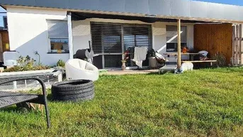 Expose Schöner NEUBAU DHH-Bungalow zu verkaufen