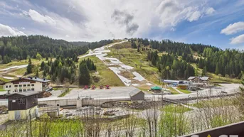 Expose neu renovierte Zweitwohnsitzwohnung wenige Schritte von Lift und Piste