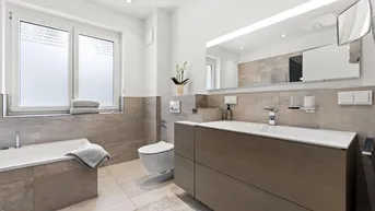 Expose Exklusives Appartement mit Blick auf Maria Wörth und privatem Seezugang