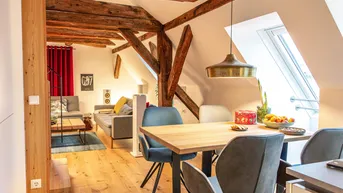 Expose Stilvolles Wohnen in denkmalgeschützter Dachgeschosswohnung in Volders