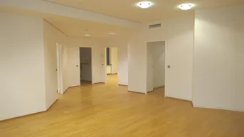 Expose Moderne, großzügige Büroräume in der Innenstadt