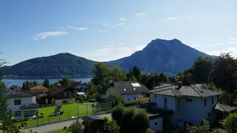 Expose Geräumiges Mehrfamilienhaus mit Seeblick-in 2 Wohnungen teilbar
