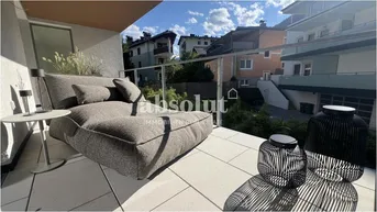 Expose "Stadthaus - Feeling" auf 2 Ebenen im Zentrum von Zell /See! Energieeffiziente Maisonette-Wohnungen!