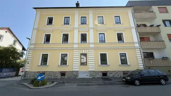 Expose 3-Zimmer-Wohnung mit möblierter Küche & Balkon in generalsaniertem Gründerzeithaus ++ KNITTELFELD ++