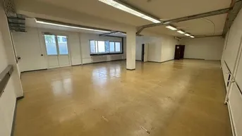 Expose Lend nähe AVL, barrierfreie gewerbliche Räume für diverse Branchen im EG