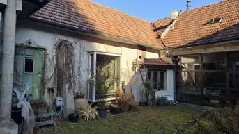 Expose Charmantes Bauernhaus in St. Andrä vor dem Hagenthale: Ihr Traum vom Renovieren mit Garten im Innenhof