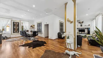 Expose Helle Altbauwohnung mit großzügiger, privater Terrasse
