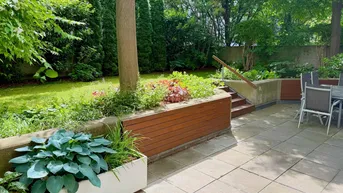 Expose Toplage: Einzigartige 6-Zimmer-4 Bäder-Gartenwohnung mit Terrasse Nahe Lycée français und Amerikanische Botschaft