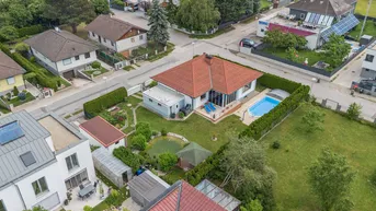 Expose Lebenslanges Wohnrecht! 
Gepflegtes Einfamilienhaus mit Pool, Wintergarten und Gartenparadies in Ruhelage