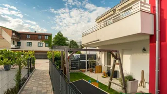 Expose Schöne 3 Zimmerwohnung mit Balkon und 2 PKW Stellplätzen und mehr!