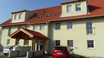 Expose GARTENWOHNUNG in SCHNELLBAHNNÄHE mit Fußbodenheizung, Parkplatz und großem Kellerabteil