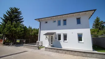 Expose "Perfekt für Familien: ERSTBEZUG - Einfamilienhaus in Wien Nähe mit Schnellbahnanschluss"