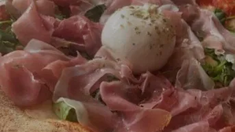 Expose MARIAHILFERSTRASSE Top Imbissbetrieb PIZZA und Getränke in Top Frequenzlage