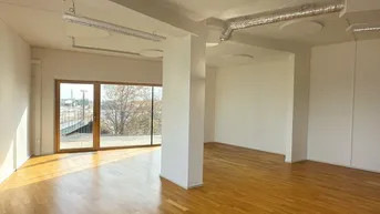 Expose Neuwertiges Büro/Praxis in Deutsch-Wagram: Flexibel, barrierefrei &amp; top ausgestattet!